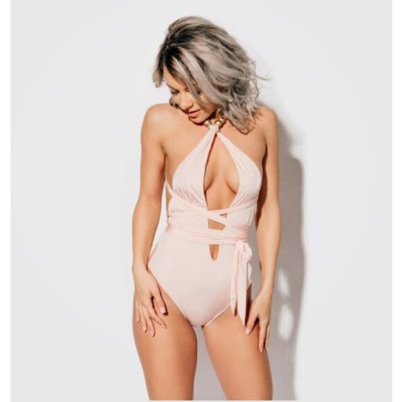 💕LAVISHLY APPOINTED💕 Annabel One-Piece Swimsuit - Picture 3 of 13